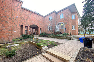 335 Renfrew Dr, Markham, ON for sale Building Photo- Image 1 of 23