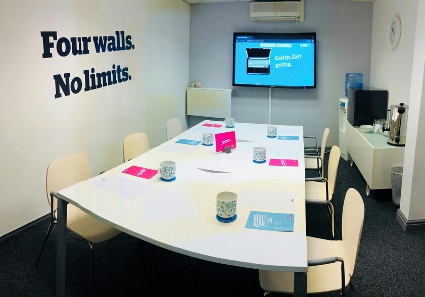 Turnstall Rd, Leeds to rent - Building Photo - Image 3 of 7