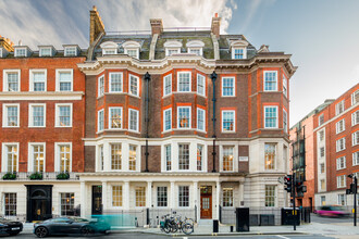 56 Grosvenor St, London for sale Building Photo- Image 1 of 1