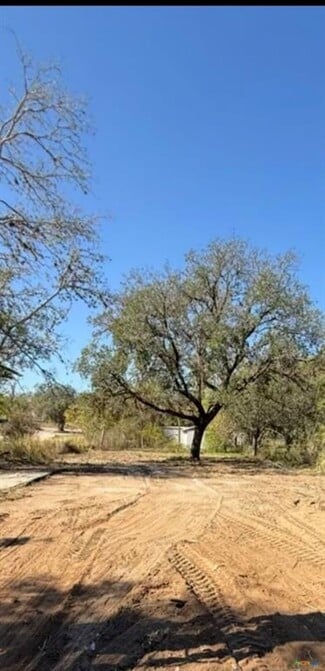 More details for 409 Harl St, Pleasanton, TX - Land for Sale