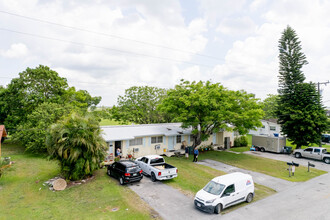 425 E Avenue A, Belle Glade, FL for sale Primary Photo- Image 1 of 1