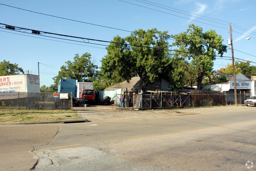 7508 Wallisville Rd, Houston, TX for sale - Primary Photo - Image 1 of 1