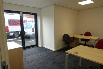 208 Wigan Rd, Wigan to rent Interior Photo- Image 1 of 6