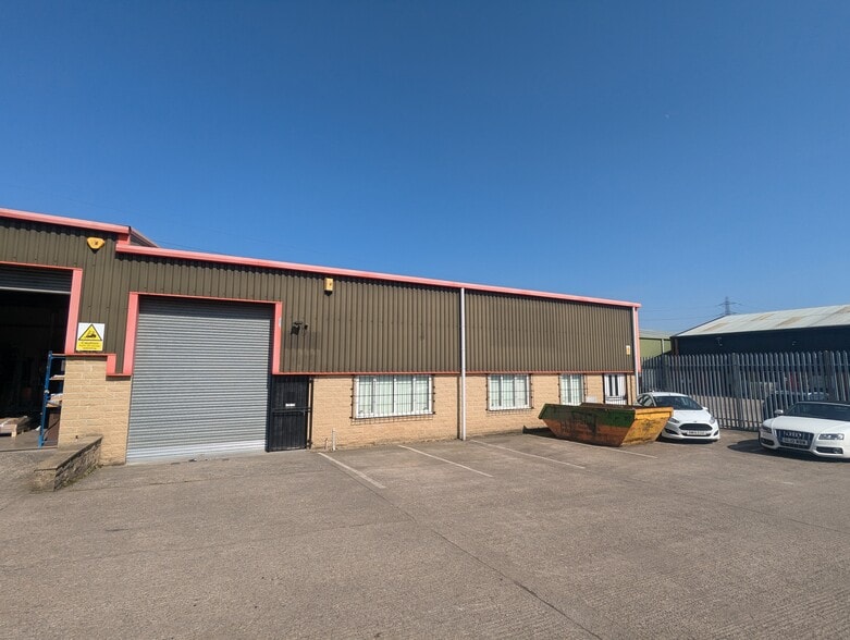 Dyehouse Ln, Brighouse for sale - Building Photo - Image 1 of 1