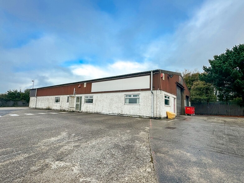 Threemilestone Industrial Estate, Truro for rent - Building Photo - Image 1 of 6