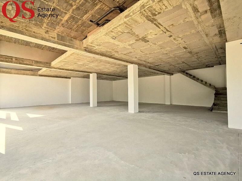 Blanes, GER 17300 - Unit 1-2-3-4-5 -  - Interior Photo - Image 2 of 3