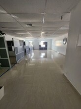 11575 US Route 1, Palm Beach Gardens, FL to rent Interior Photo- Image 2 of 8