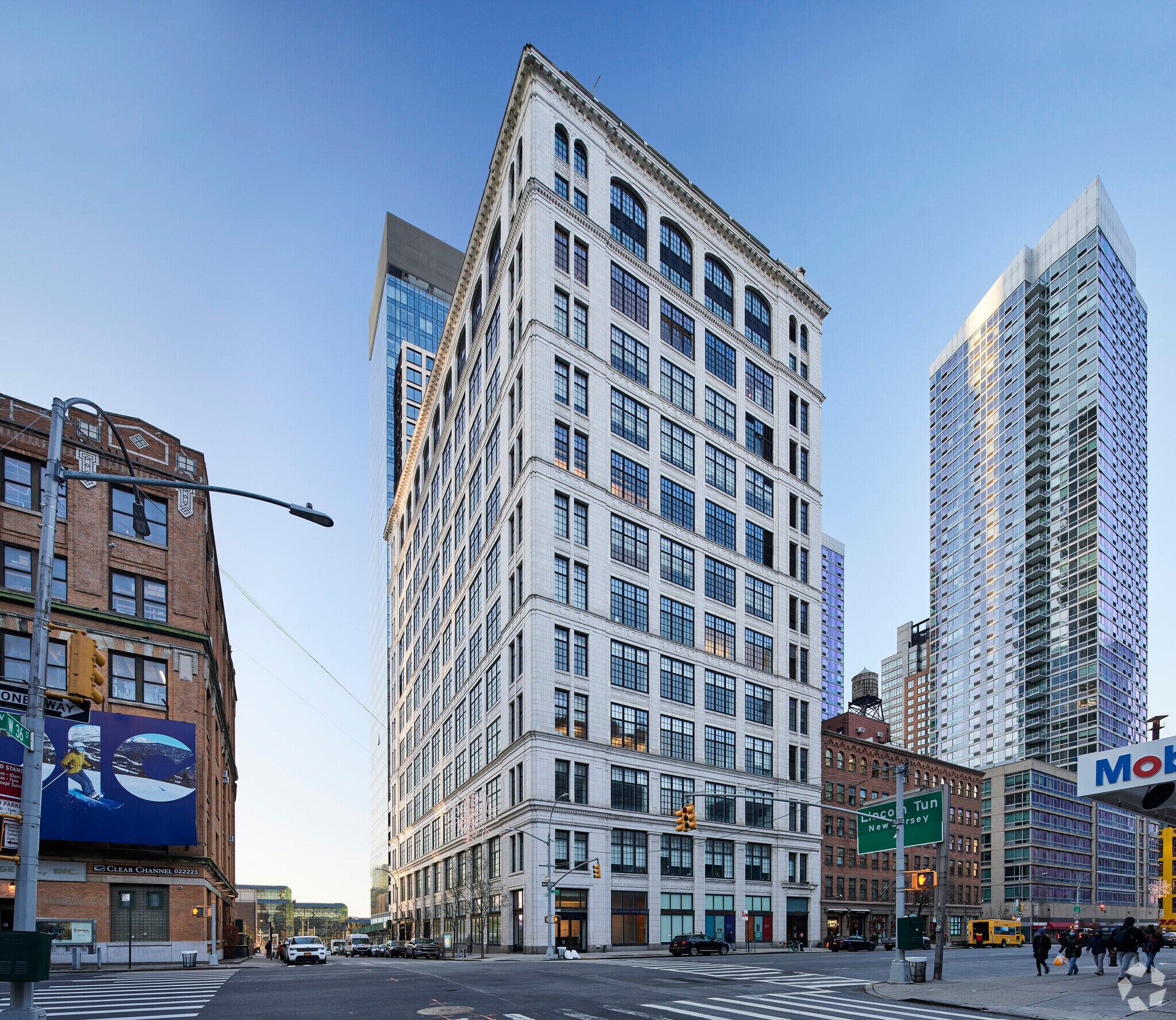475 Tenth Ave, New York, NY for sale Building Photo- Image 1 of 1