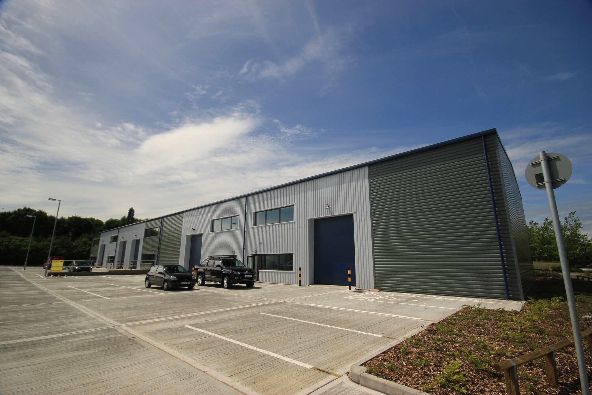 Units 1 & 2, The Blvd, Herne Bay to rent Building Photo- Image 1 of 2