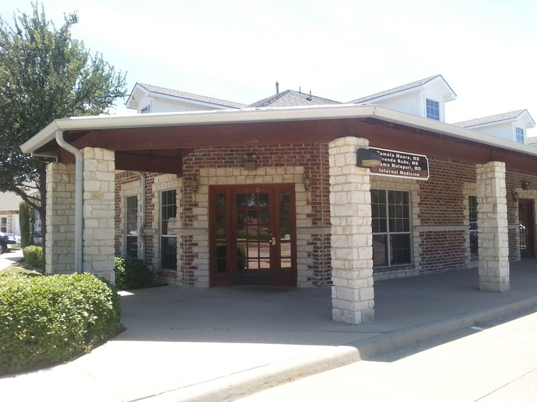 6300 Stonewood Dr, Plano, TX for rent - Building Photo - Image 1 of 10