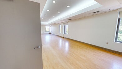 7777 Leesburg Pike, Falls Church, VA to rent Interior Photo- Image 2 of 4