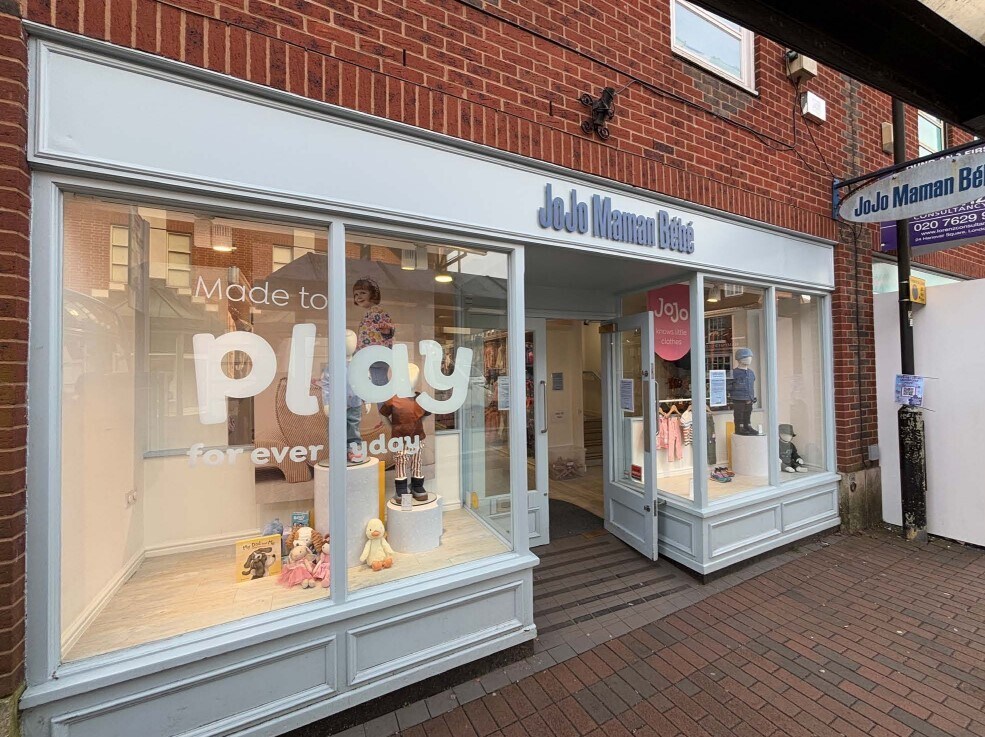 75 St Georges St, Winchester for sale Building Photo- Image 1 of 1