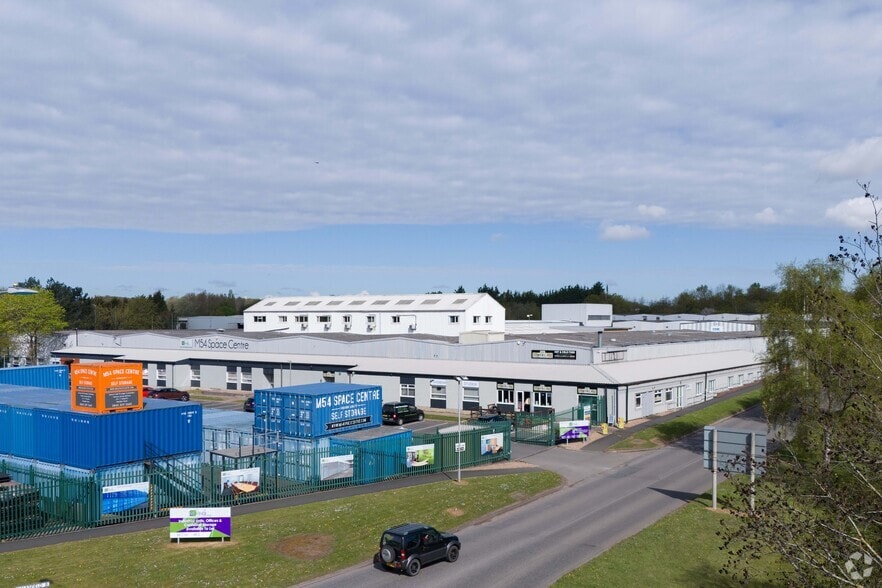Unit 15a & 15b, M54 Space Centre, Halesfield 8, Madeley to rent - Building Photo - Image 1 of 7