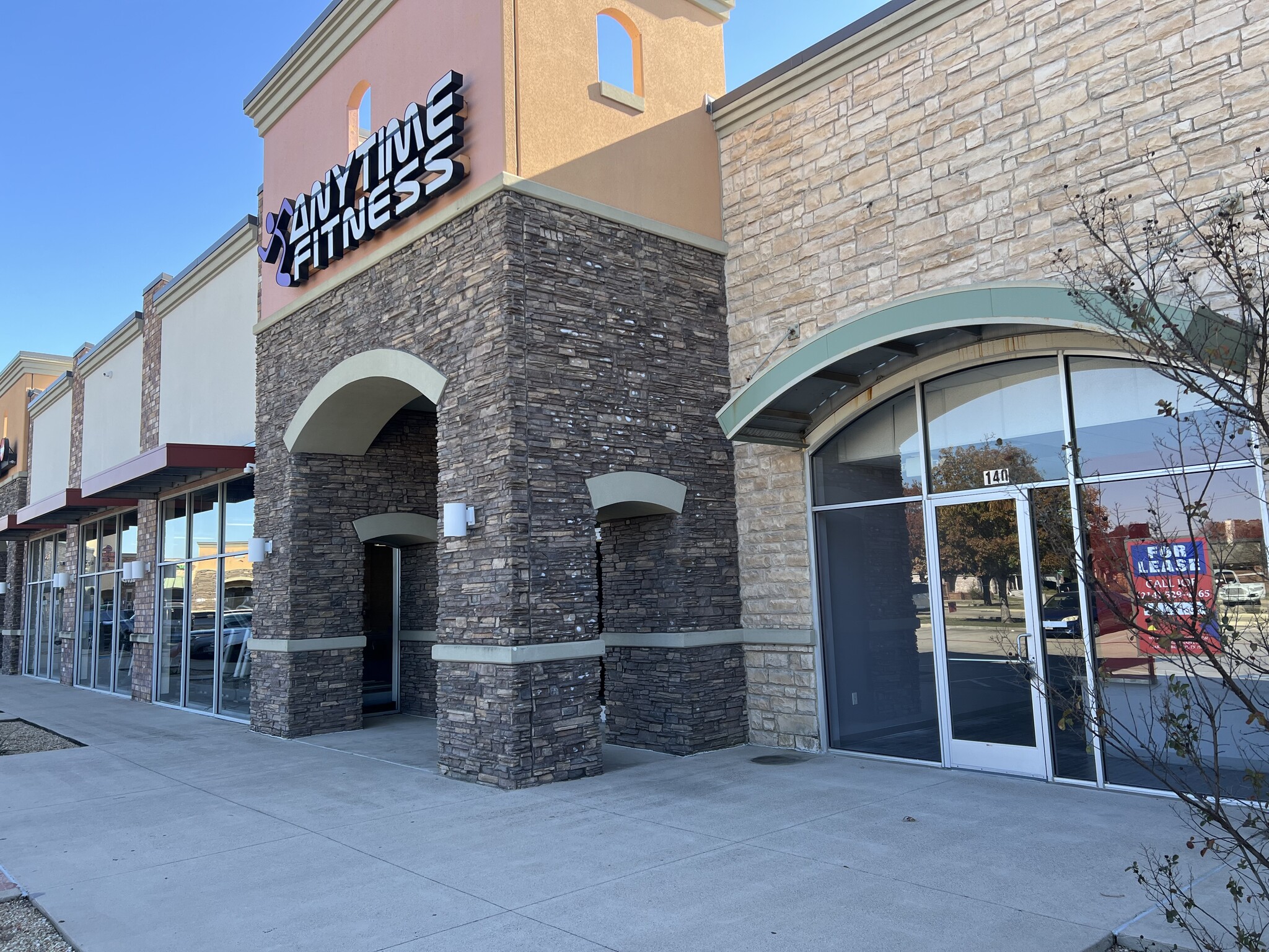 5000 Western Center Blvd, Fort Worth, TX to rent Interior Photo- Image 1 of 1