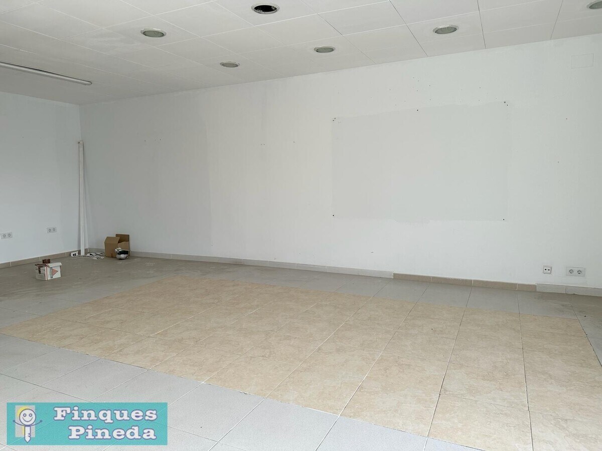 Pineda de Mar, BAR 08397 - Unit - -  - Interior Photo - Image 2 of 11