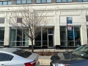 4400 N Broadway St, Chicago, IL for rent Building Photo- Image 1 of 7