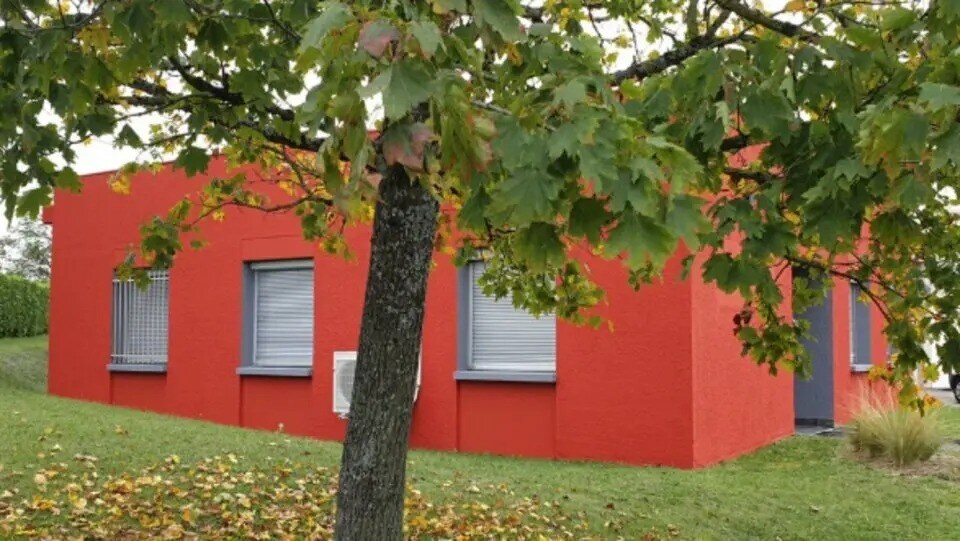 Office in Rillieux-la-Pape to rent Building Photo- Image 1 of 3