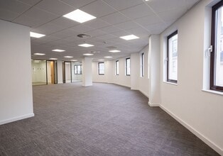 Le Bordage, Guernsey to rent Interior Photo- Image 2 of 9