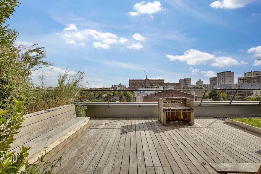 Light Industrial in Ivry-sur-Seine to rent - Building Photo - Image 3 of 31