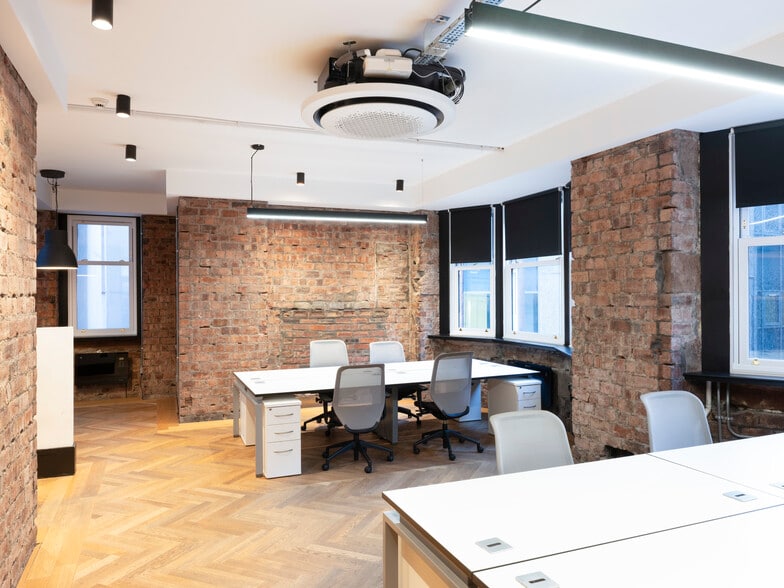 19 Waterloo St, Glasgow to rent - Building Photo - Image 1 of 7