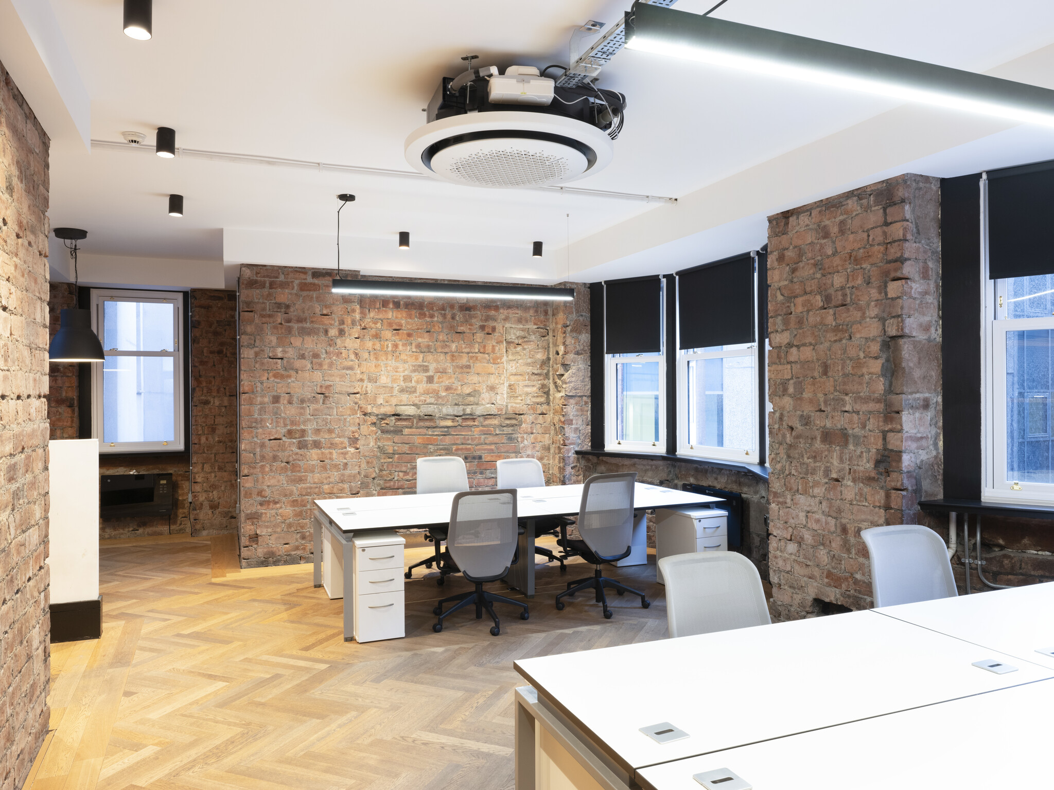 19 Waterloo St, Glasgow to rent Building Photo- Image 1 of 8