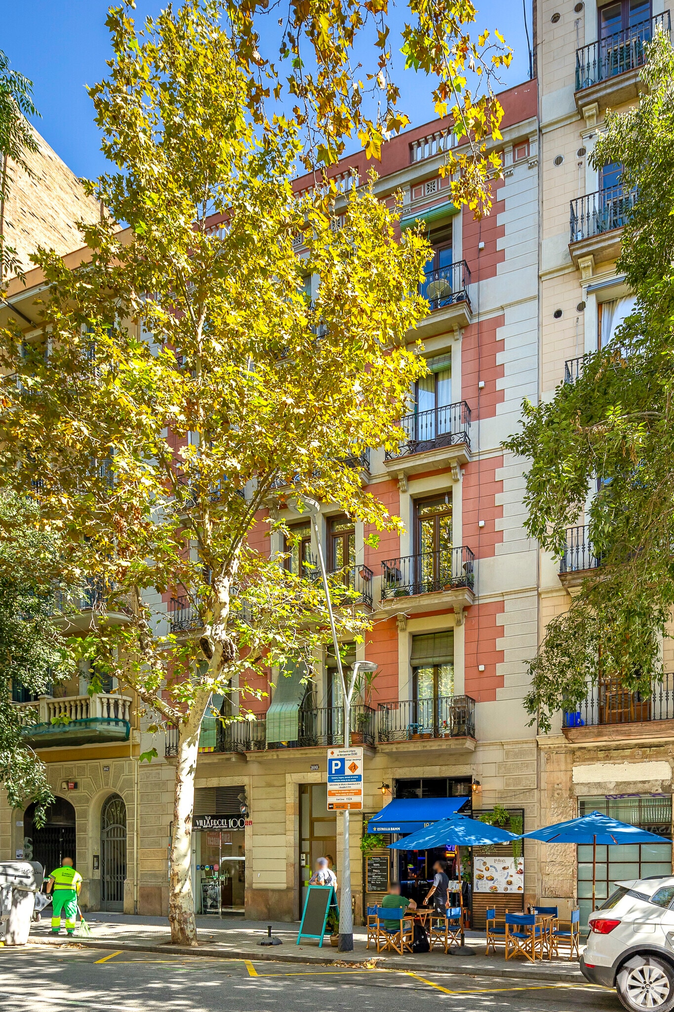 Build-to-Rent in Barcelona, Barcelona for sale Primary Photo- Image 1 of 2