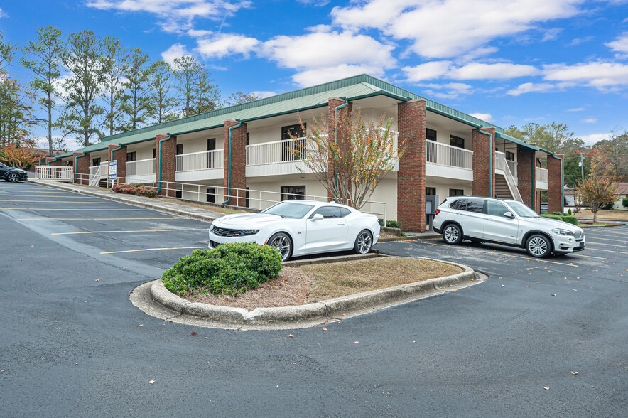 1572 Montgomery Hwy, Birmingham, AL for rent - Building Photo - Image 2 of 22