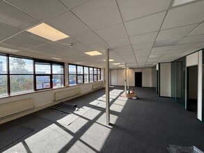 Knights Rd, Leicester to rent Interior Photo- Image 2 of 3