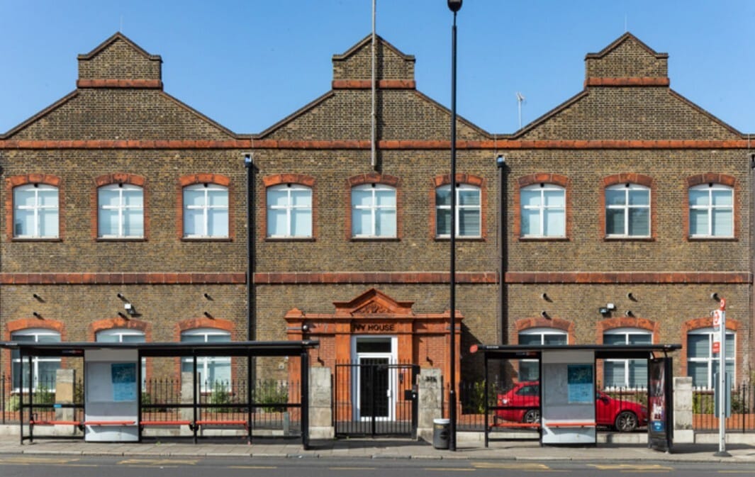 279 Seven Sisters Rd, London for sale Primary Photo- Image 1 of 2