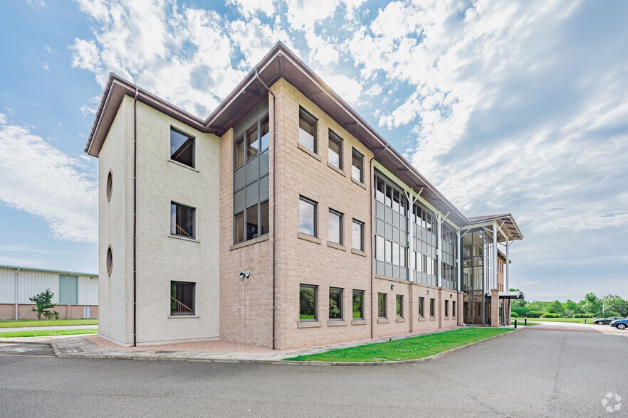 Lawson Dr, Dyce to rent - Building Photo - Image 2 of 3