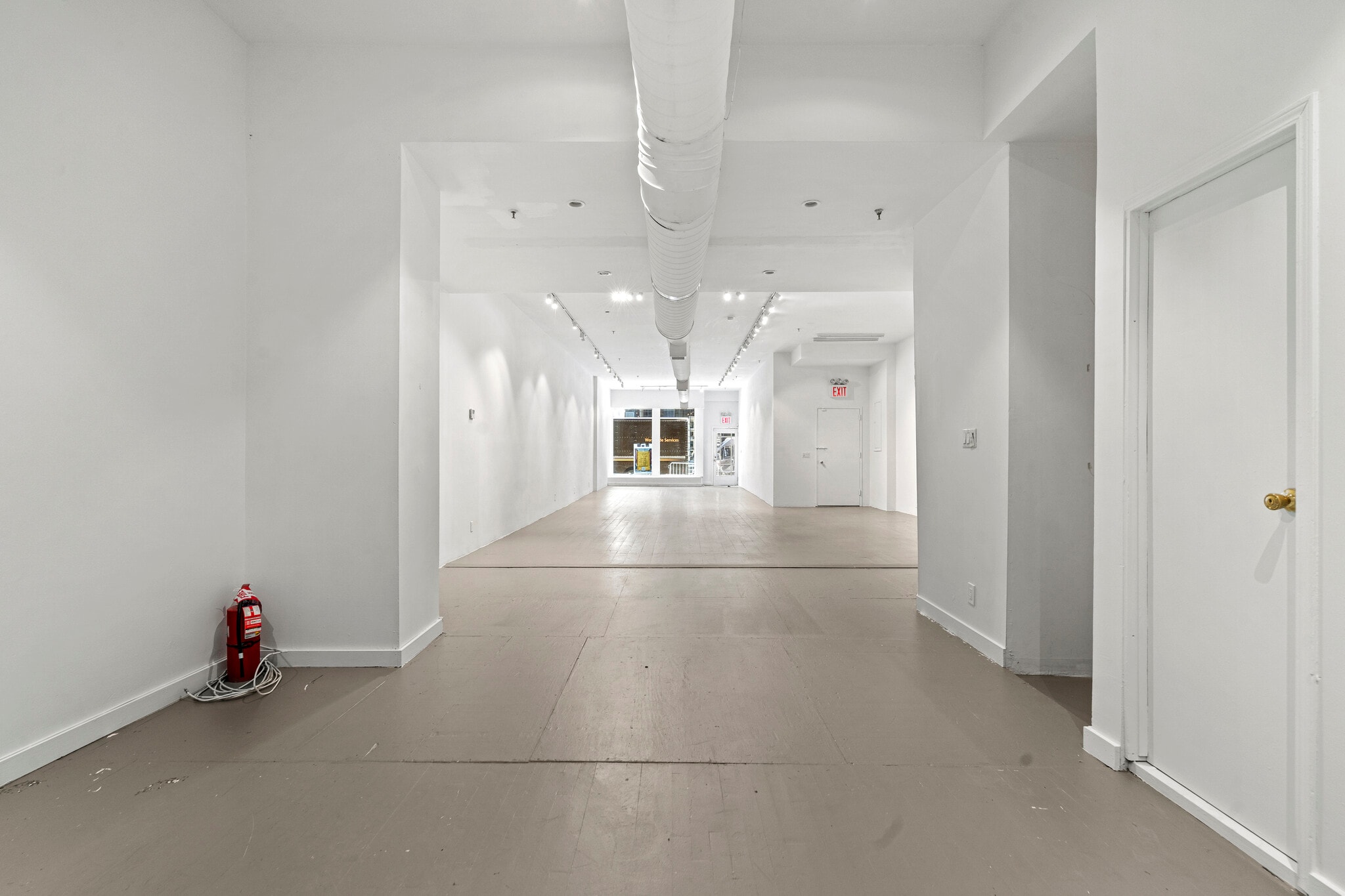 25 Howard St, New York, NY to rent Interior Photo- Image 1 of 16