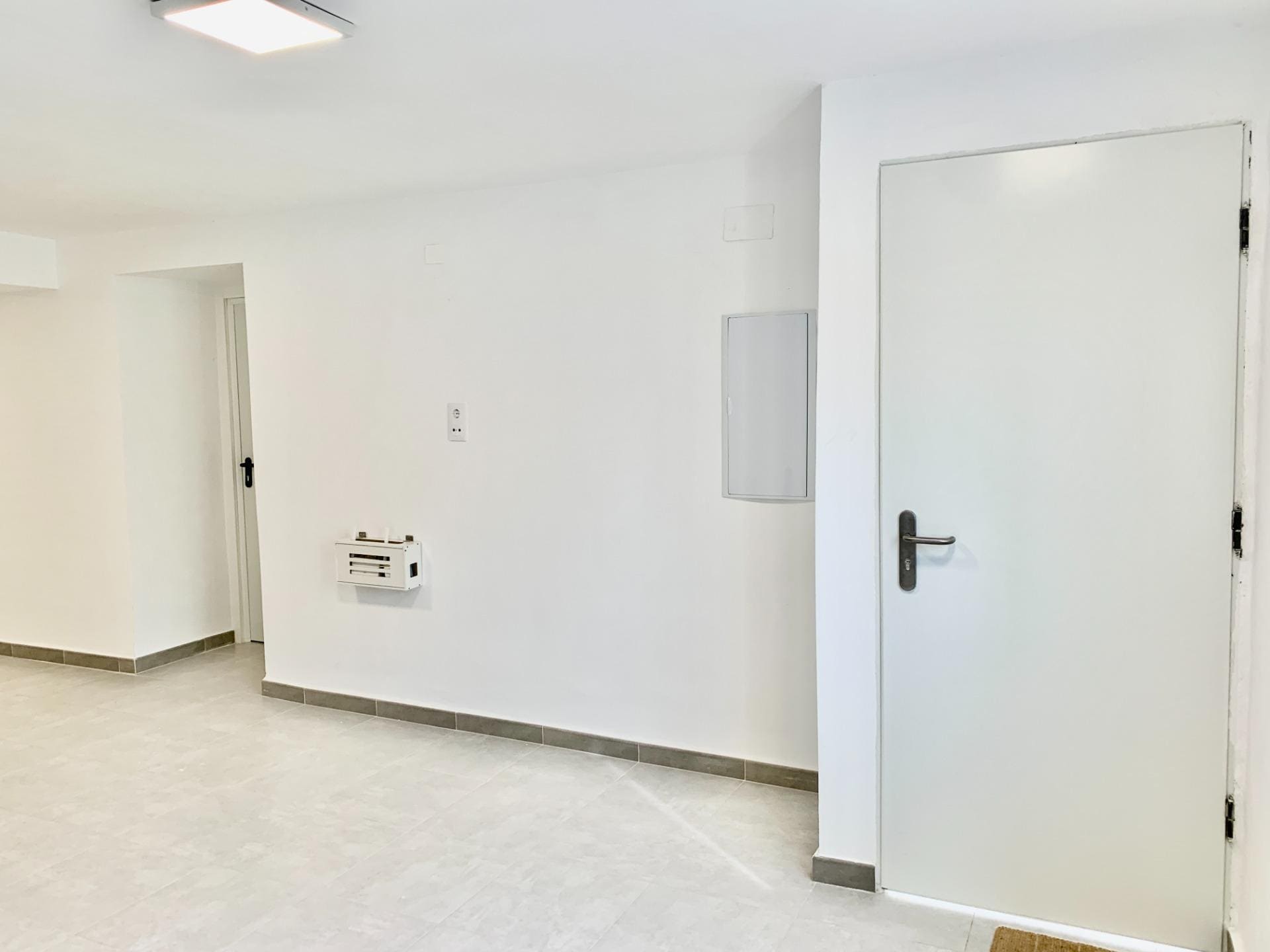 Office in Villanueva del Río y Minas, Sevilla for sale Building Photo- Image 1 of 81