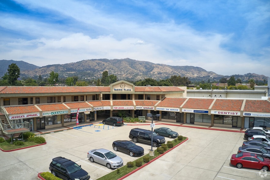 1135 Route 66, Glendora, CA for rent - Building Photo - Image 2 of 32