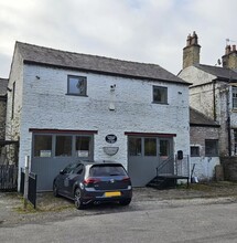 Canal St, Whaley Bridge for rent Primary Photo- Image 1 of 2