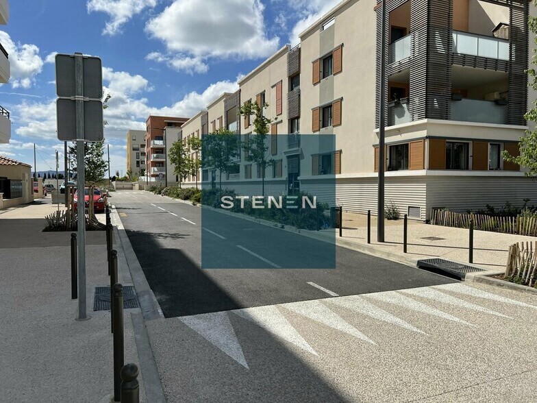 Retail in Aix-en-Provence for sale - Building Photo - Image 1 of 5