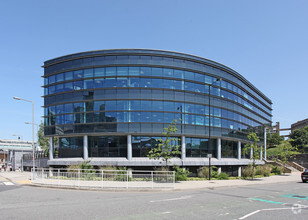 Concourse Way, Sheffield for rent Building Photo- Image 2 of 5