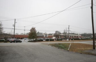 8514 Hospital Dr, Douglasville, GA for sale Building Photo- Image 1 of 1