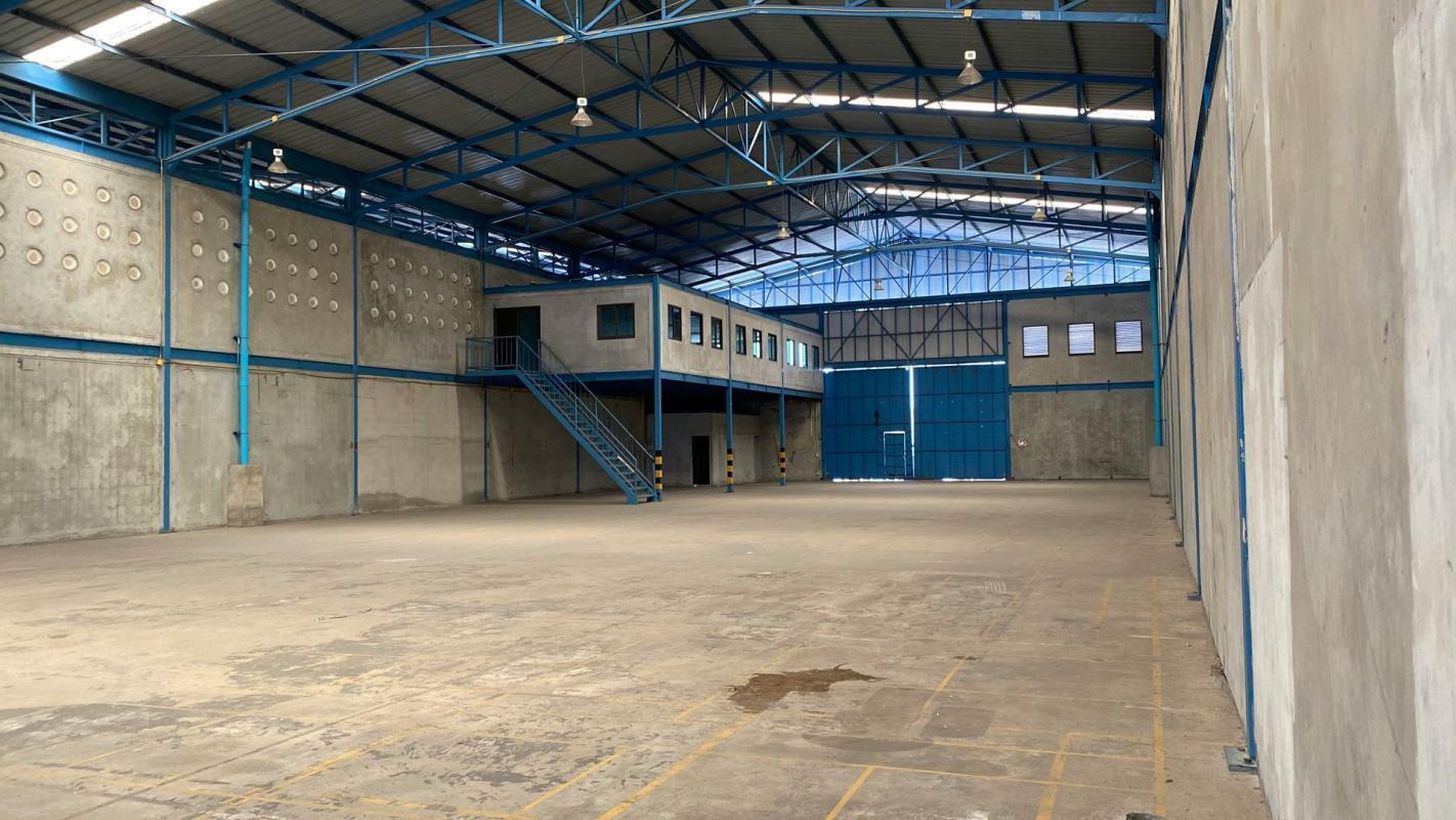 Industrial in Bagnolet for sale Building Photo- Image 1 of 2