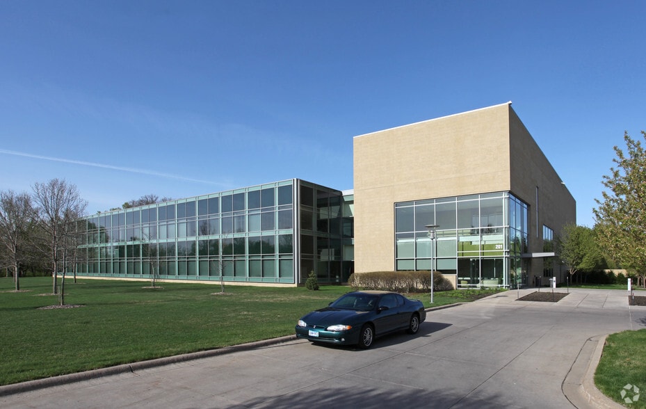 201 General Mills Blvd, Golden Valley, MN for sale - Primary Photo - Image 1 of 1