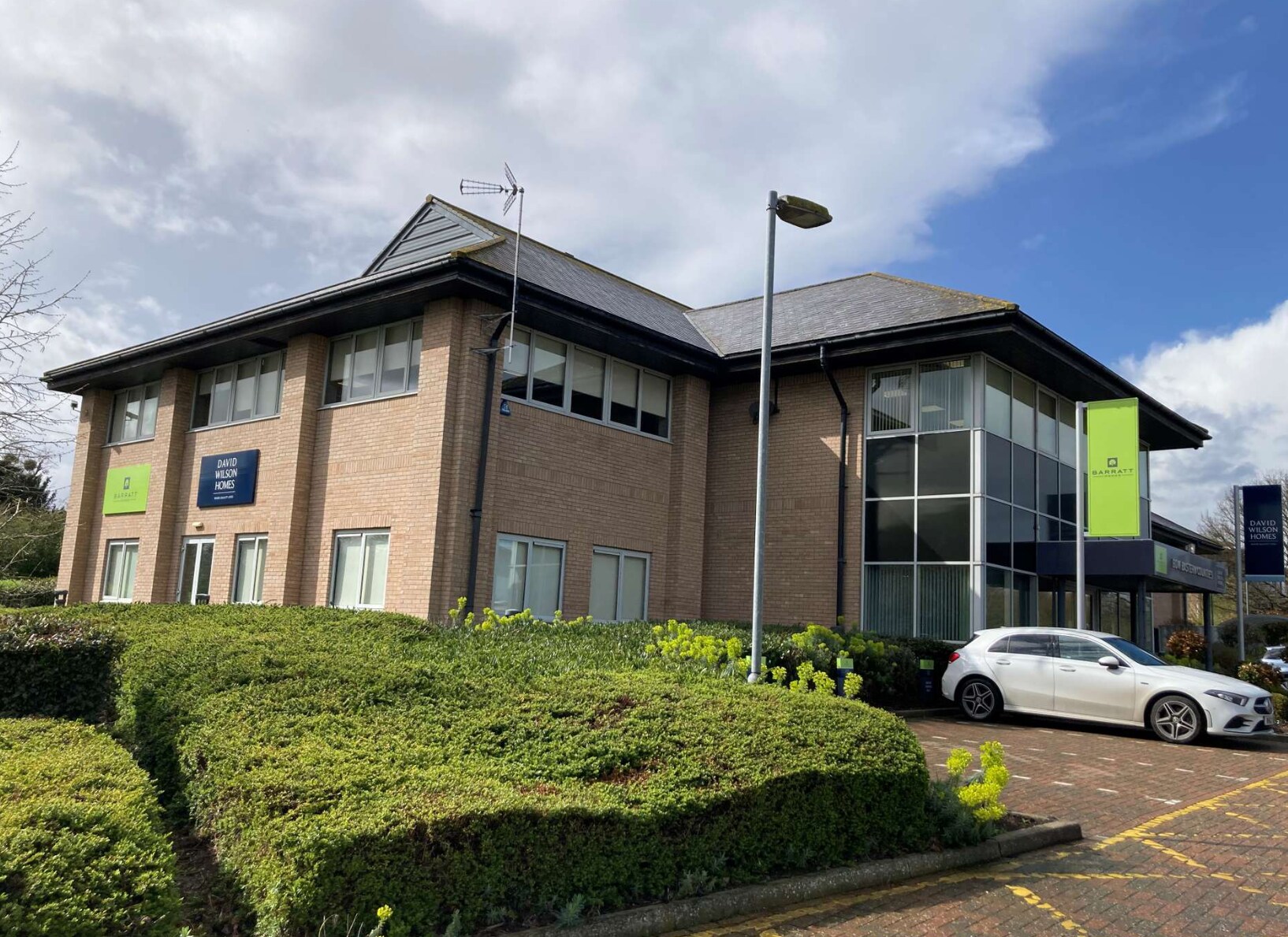 7 Springfield Lyons Approach, Chelmsford for sale Building Photo- Image 1 of 1