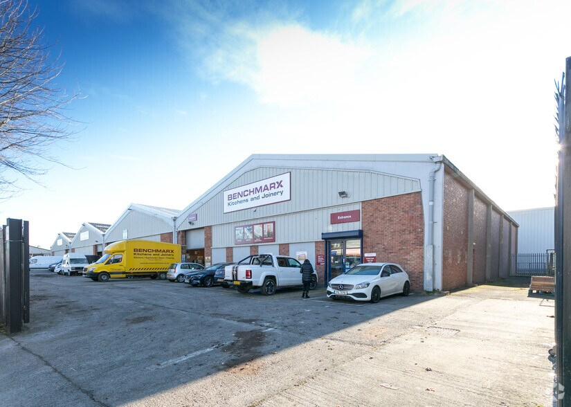 1-6 Cater Rd, Bristol to rent - Building Photo - Image 2 of 8