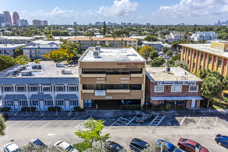 2826 E Oakland Park Blvd, Fort Lauderdale, FL for sale - Primary Photo - Image 1 of 29