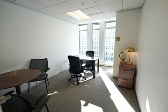 1717 Pennsylvania Ave NW, Washington, DC to rent Interior Photo- Image 2 of 7