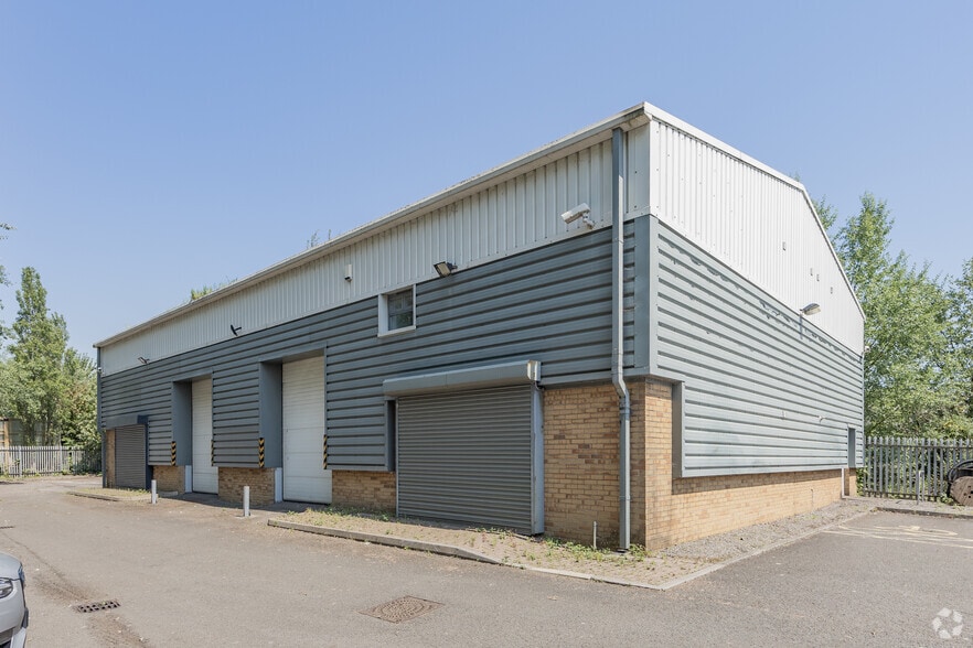 Clos Marion, Cardiff to rent - Primary Photo - Image 1 of 10