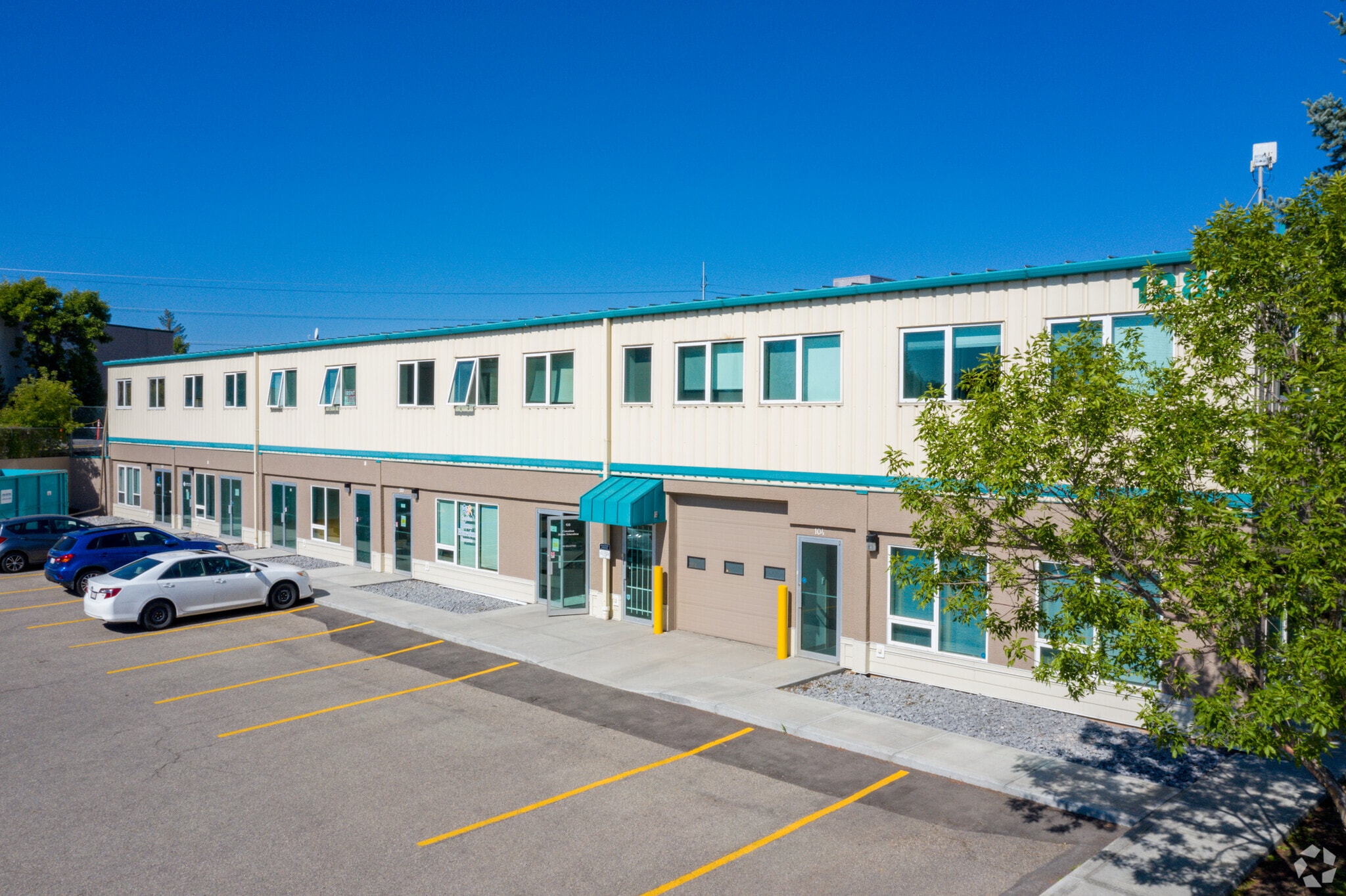 1289 Highfield Cres SE, Calgary, AB to rent Building Photo- Image 1 of 5