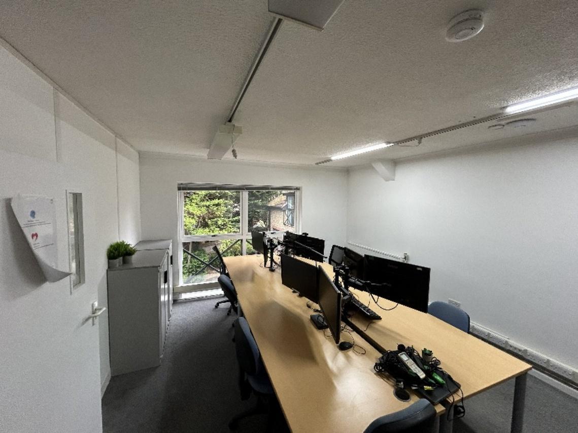 Station Rd, Great Shelford, CAM CB22 5NE - Unit 4 - - Interior Photo - Image 2 of 5