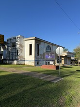 902 S 9th St, Chickasha, OK for sale Primary Photo- Image 1 of 1