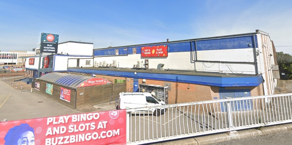 Pontefract Rd, Barnsley to rent - Building Photo - Image 2 of 5