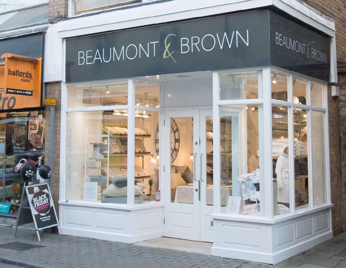 28 Cricklade St, Cirencester for sale Primary Photo- Image 1 of 1