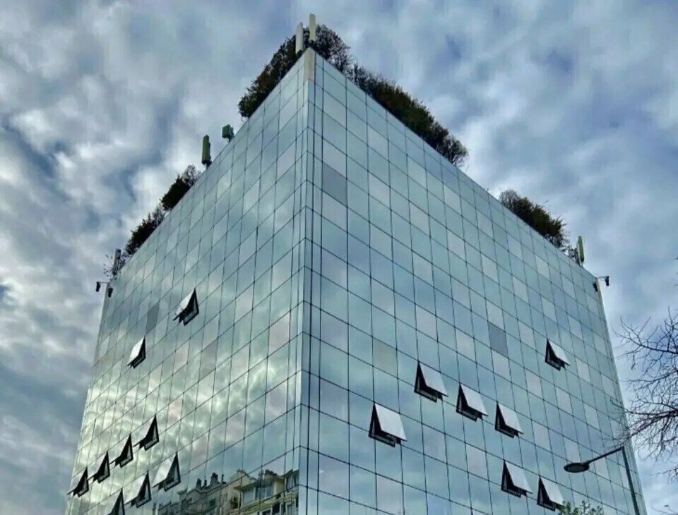 Office in Villeurbanne to rent Building Photo- Image 1 of 18